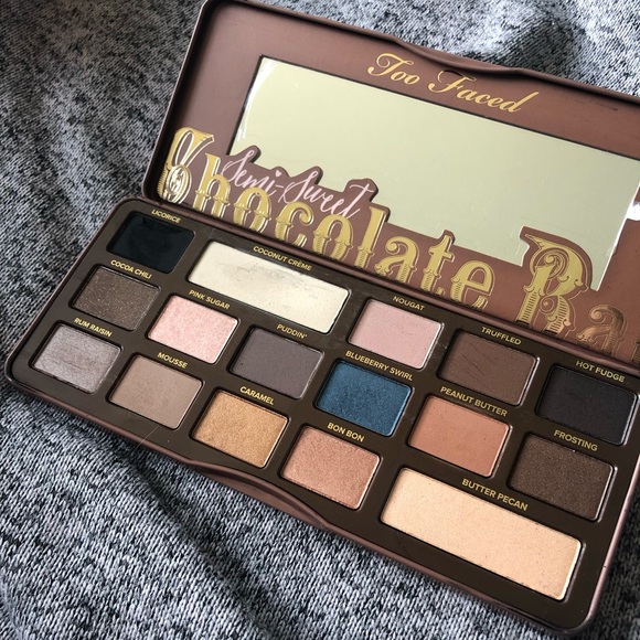 Too Faced semi sweet chocolate bar palette - Picture 1 of 7